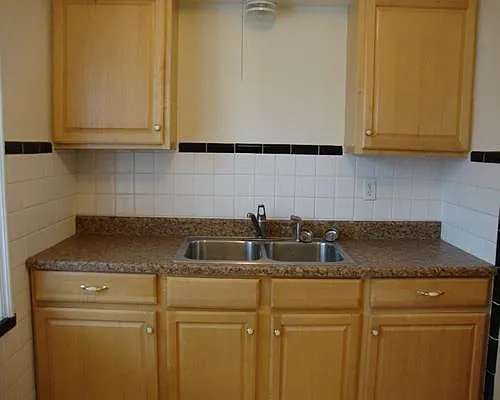 5936 Loughborough Ave #1E — Photo 5