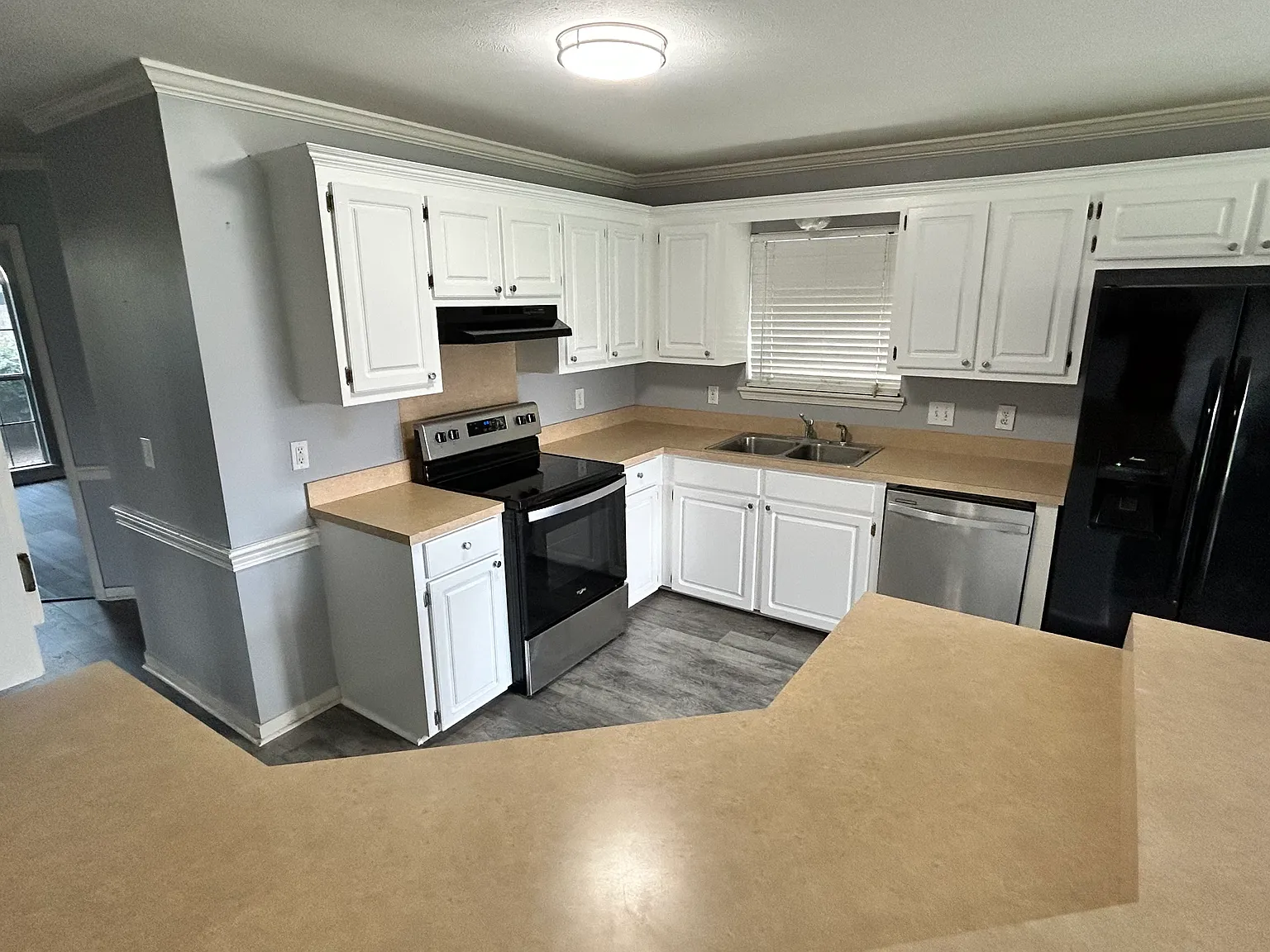 3 bed, 1503 sqft, $2,200 — Photo 4