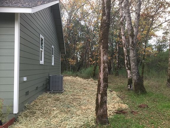 2nd image of 8741 Harris Ct