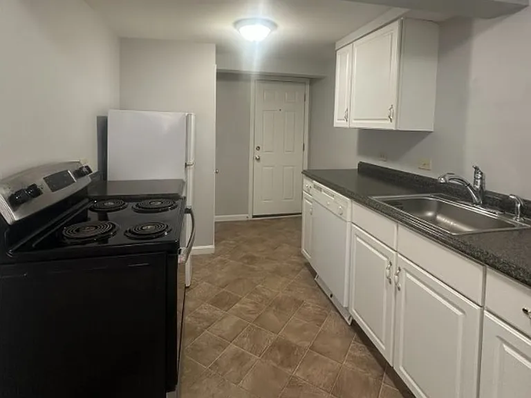 524 Riddle Crest Ln — Photo 5