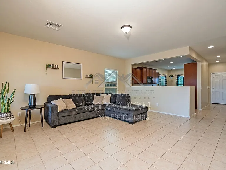 5614 W Montebello Way — Photo 10