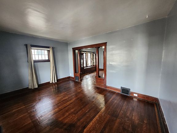 4th image of 3511 Behrwald Ave #1