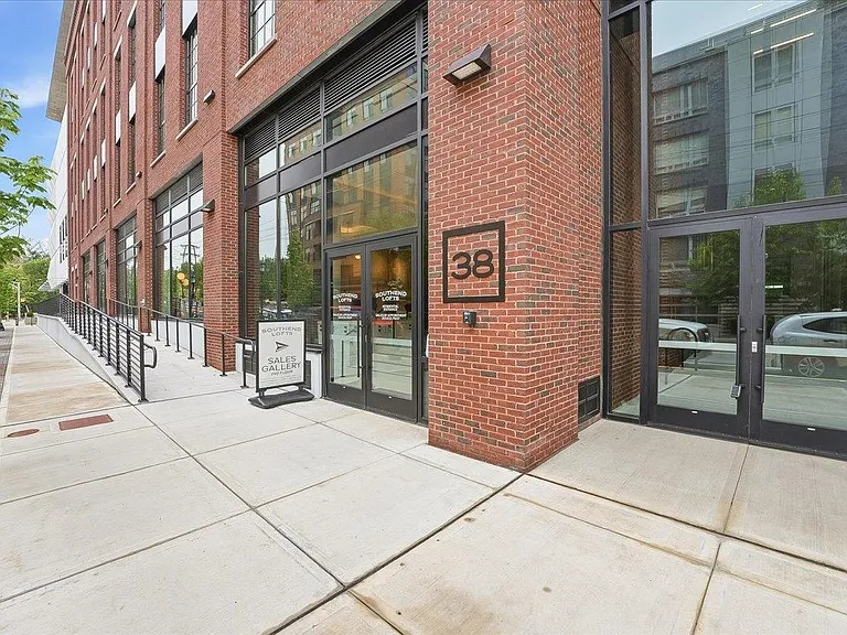 38 Jackson St #515 — Photo 28