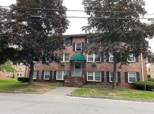 65 Mystic St, Methuen, MA 01844