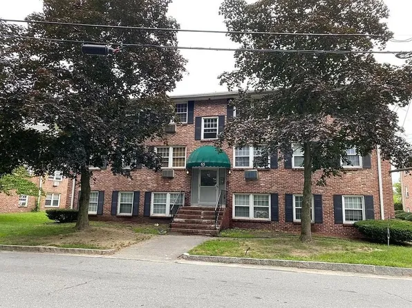 65 Mystic St, Methuen, MA 01844