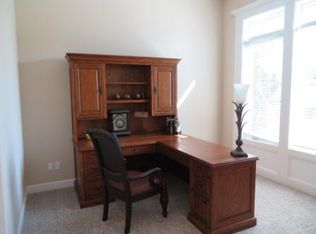 8050 N Chariton Ave, Parkville, MO 64152