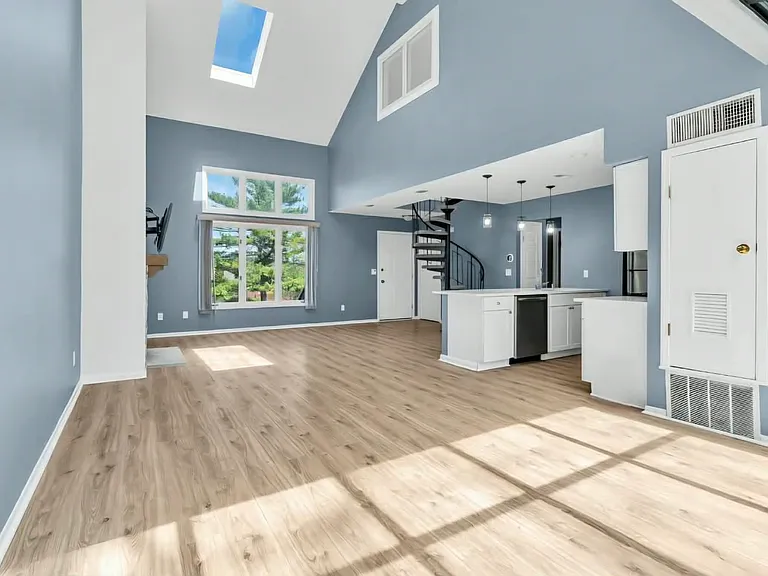 7 Pevero Dr #4 — Photo 12