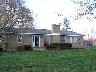 1st image of 1693 Glenview Dr