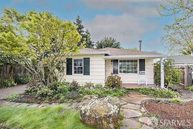 6 Delmar Ct photo 1