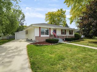 4919 55th St, Kenosha, WI 53144