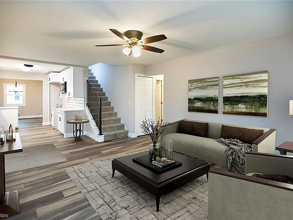 3rd image of 153 Parkwood Ave