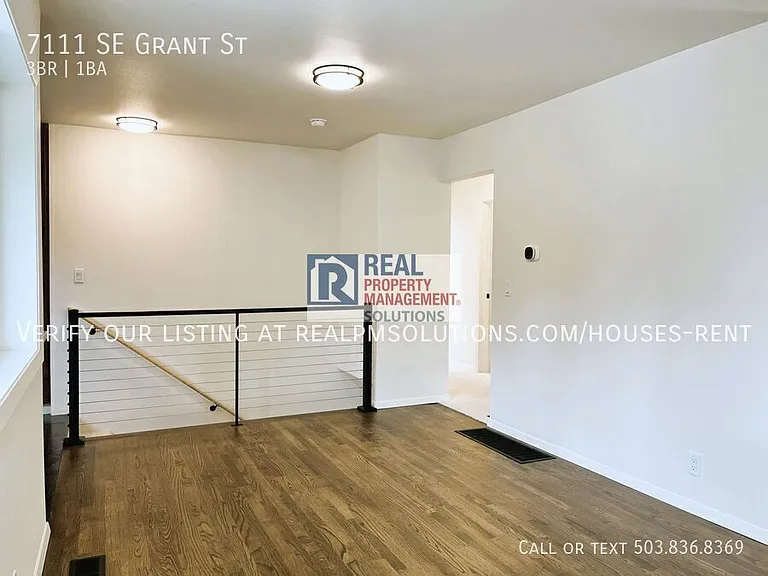 7111 SE Grant St — Photo 11