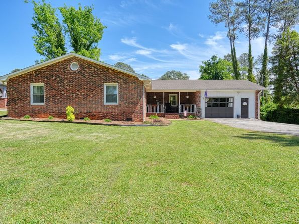 610 Spencer Cir, Spartanburg, SC 29307