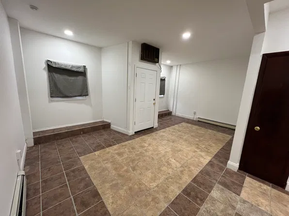 416 Park Ave #1A, Wilkes Barre, PA 18702