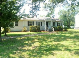 2014 Clay Ln, Hayes, VA 23072