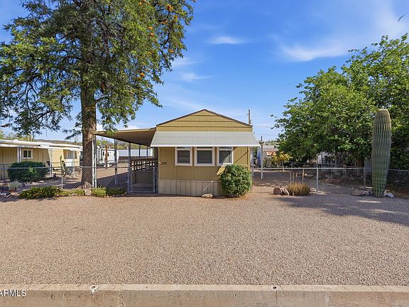 2nd image of 256 E DONNA Drive