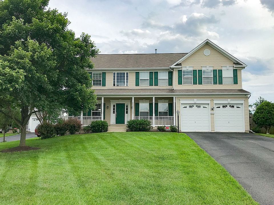 1st image of 12109 Stretford Forest Ct