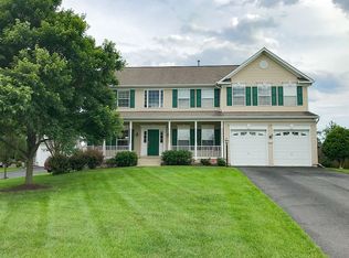 12109 Stretford Forest Ct, Bristow, VA 20136