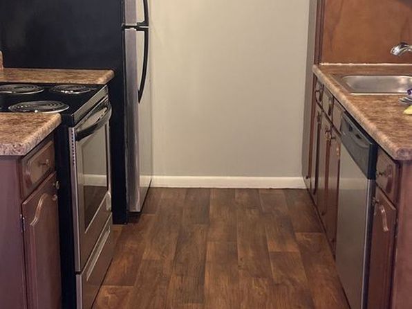 1440 N Clarence Ave #17037150