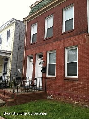 2nd image of 2103 W Cary St APT 2