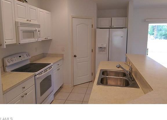 4th image of 3823 Durden Pkwy W