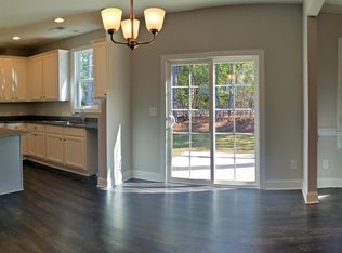 4165 Murdocksville Rd, West End, NC 27376