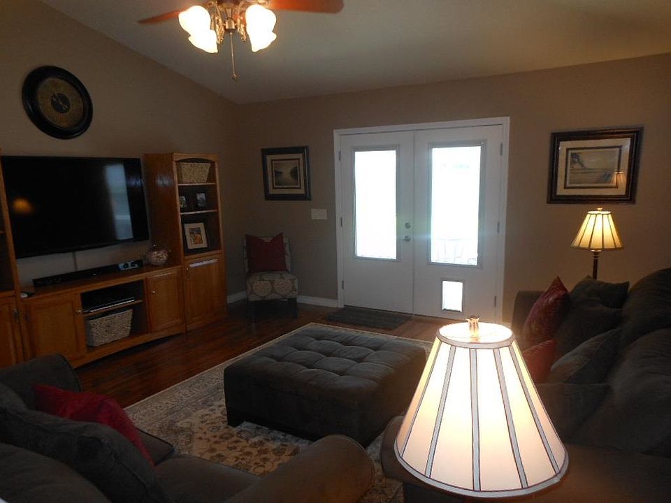 1st image of 4770 Hilarita Cir