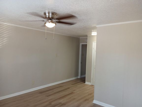 3rd image of 209 Hodge St #203