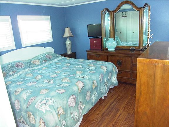 5th image of 11123 101st Way N Unit 125