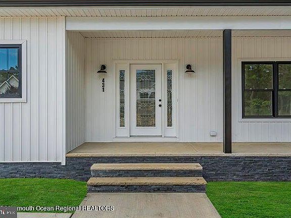 5th image of 431 Virginia Ave