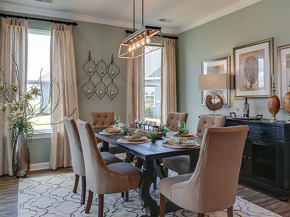 Similar Home - Dining Room