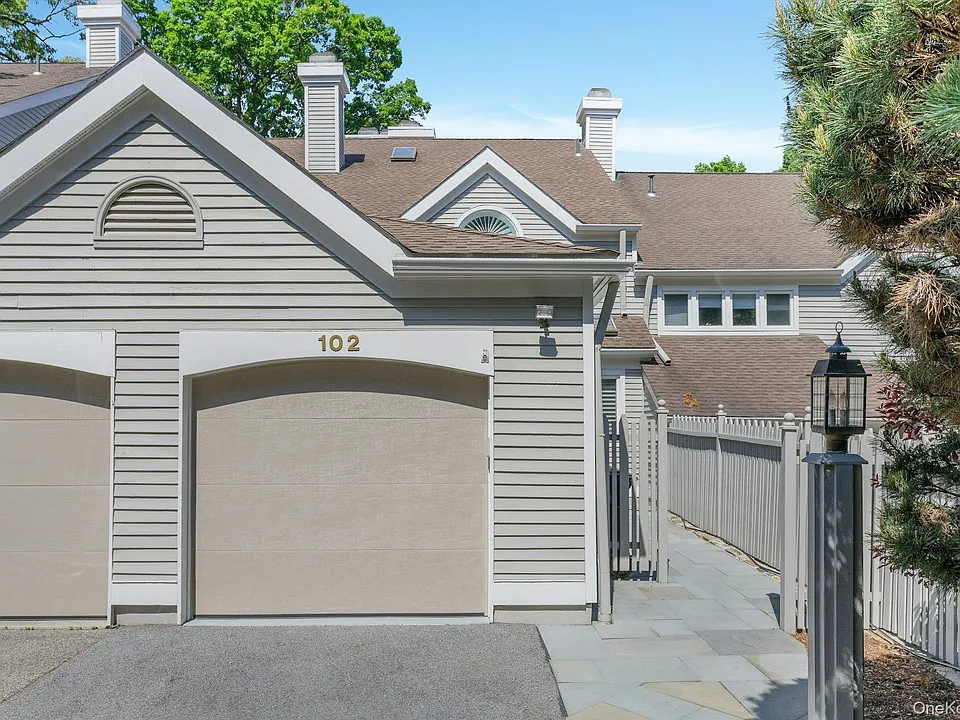 102 Boulder Ridge Rd