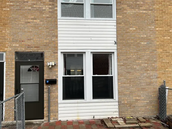 2017 Pine St APT D, Des Plaines, IL 60018