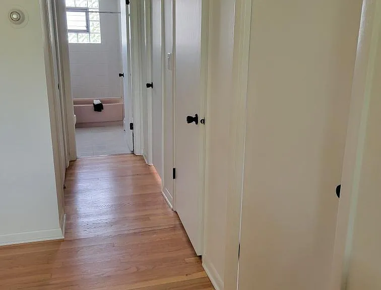 1725 Howard Ave W #201 — Photo 4