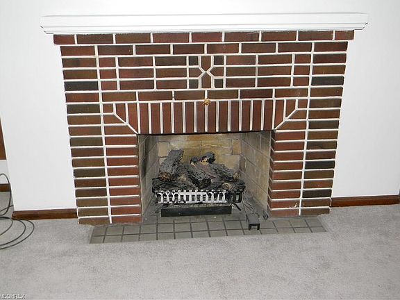 3rd image of 13701 Saybrook Ave