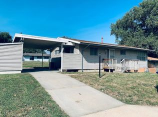 1508 SW 70th St, Topeka, KS 66619
