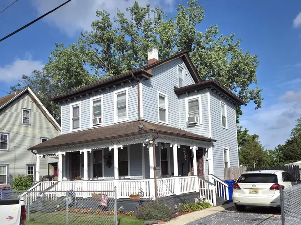 215 W McNeal St, Millville, NJ 08332