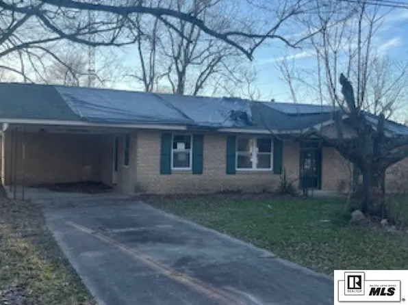 311 Herring St, Oak Grove, LA 71263