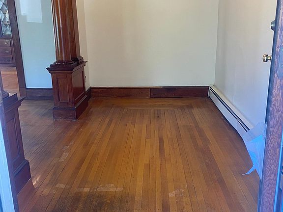 2nd image of 881 Orange St #1