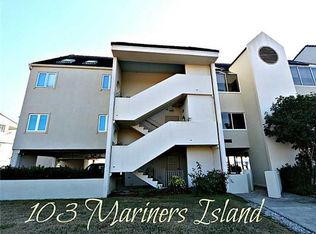 103 Mariners Is #1C, Mandeville, LA 70448