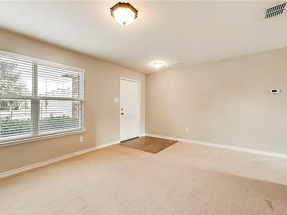 4th image of 14105 Cochise Dr