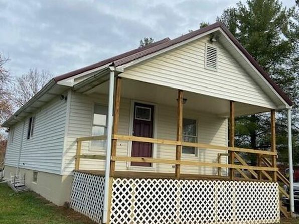 210 Pleasant St, Augusta, KY 41002