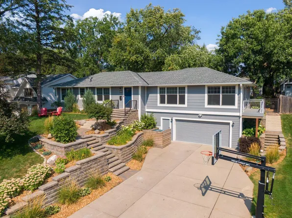 5112 W 59th St, Minneapolis, MN 55436