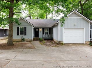 6805 Candlewood Dr, Fayetteville, NC 28314