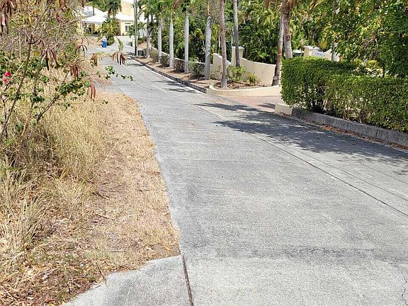 5th image of 82 Annas Hope Ea St