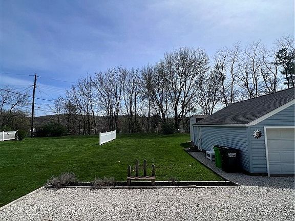 3rd image of 649 Maple Ave NW