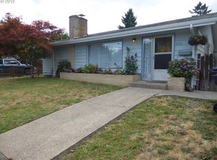 836 6th St, Springfield, OR 97477