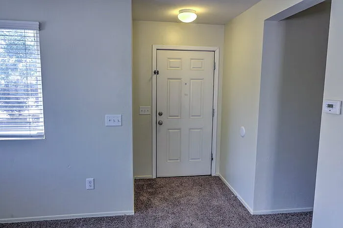 Building Photo - 5095 E Fishhook Ct