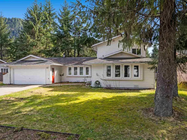 8608 Marilyn Ave, Juneau, AK 99801