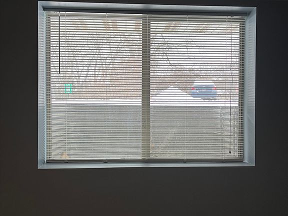4th image of 4380 Parklawn Ave #1